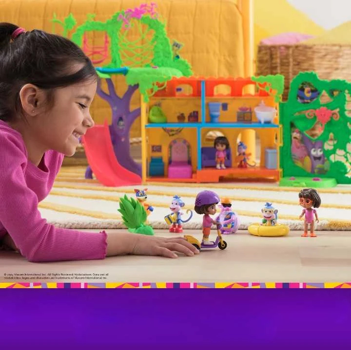 Dora And Friends Dora Tyrinėtoja Nuotykių Rinkinys – Batai ir Švilptukas (6073672)