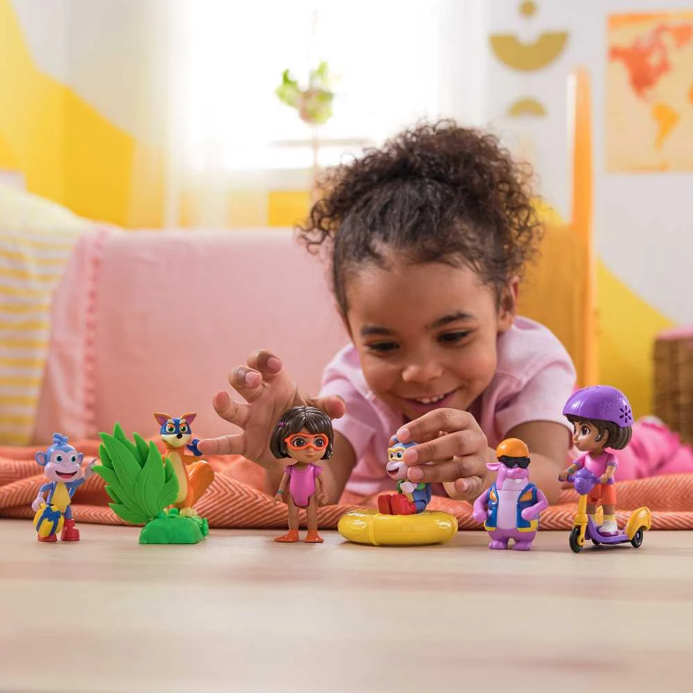 Dora And Friends Dora Tyrinėtoja Nuotykių Rinkinys – Batai ir Švilptukas (6073672)