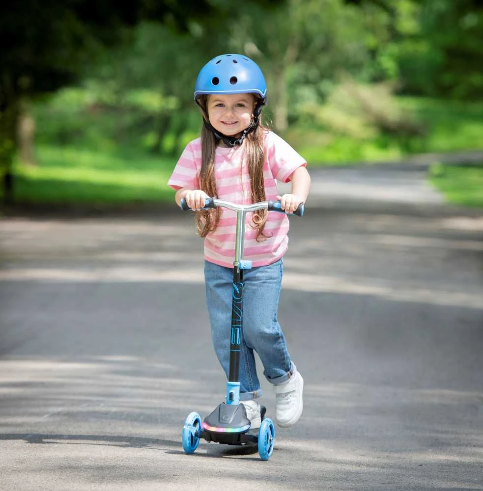 EVO sulankstomas reguliuojamas 3 ratų vaikiškas paspirtukas Rainbow Blast mini Cruiser mėlynai švytintis denis