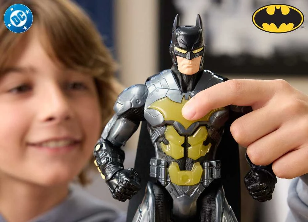 Spin Master Batman Betmenas Šviesos ir Garsai Slaptasis Betmenas 30 cm (6073931)