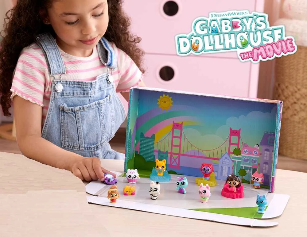 Spin Master Gabby's Dollhouse Movie didelis 12 mini figūrėlių + 3 stovai rinkinys
