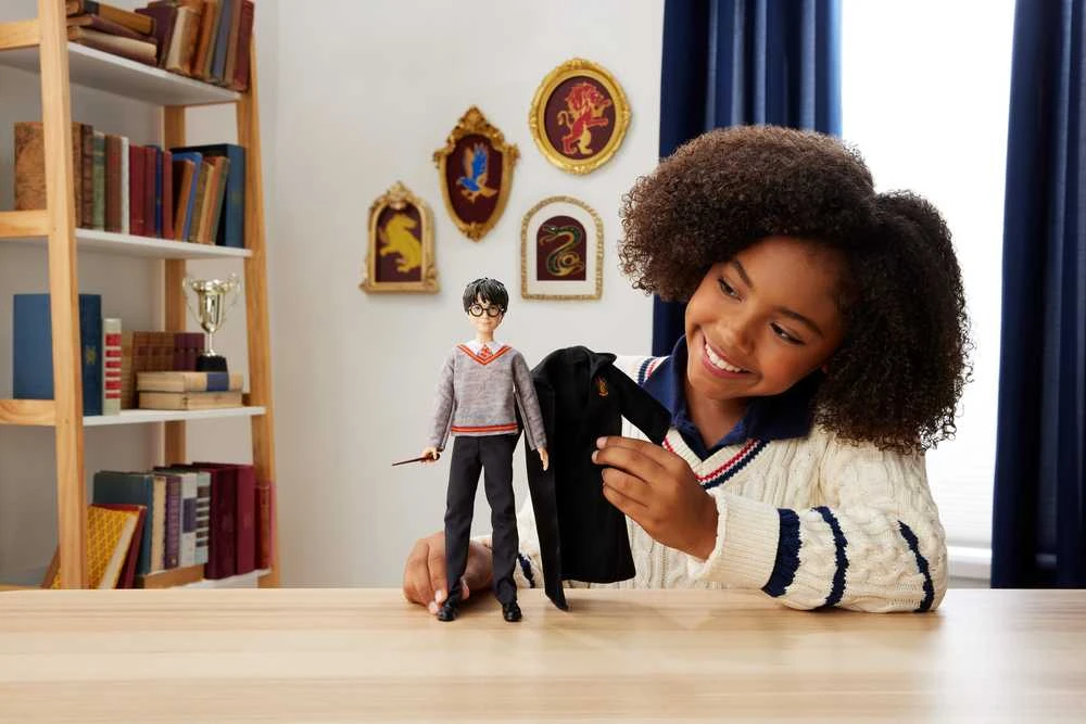 Mattel Harry Potter Lėlė kostiume su lazdele