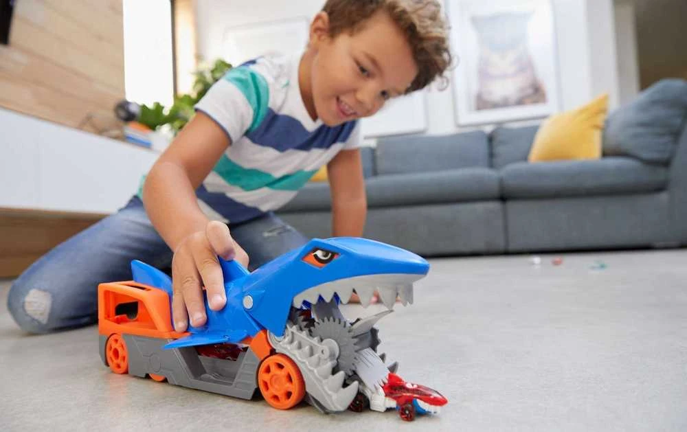 Mattel Hot Wheels „Ryklys transporteris“