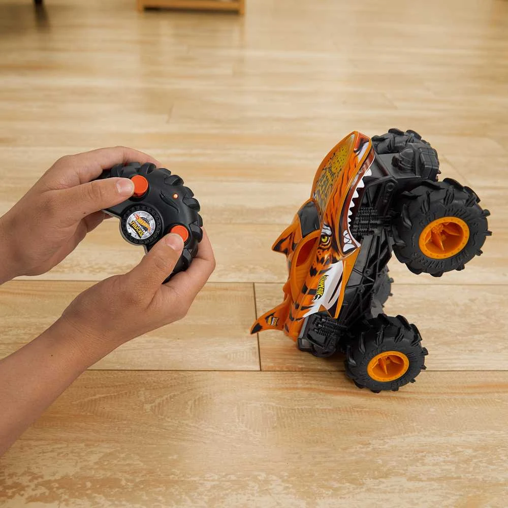 Mattel HOT WHEELS RC automodelis – Tigrinis ryklys (HNV03)