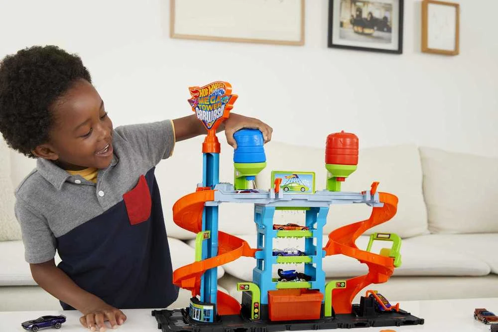 Mattel Hot Wheels rinkinys „Bokštinė automobilių plovykla“