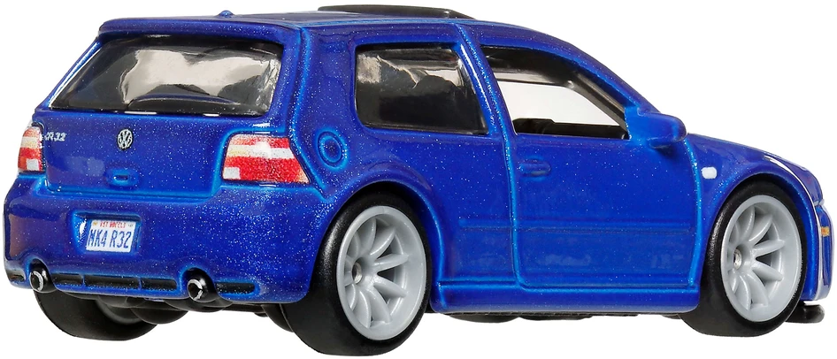 Mattel Hot Wheels Premium komplektas 2 pojazdów 2004 Volkswagen Golf R32 Volkswagen Golf MK7