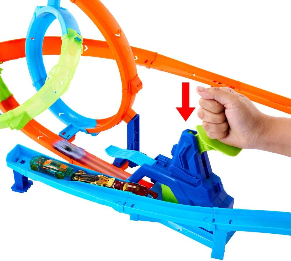 Mattel HOT WHEELS STUNT TRACKS rinkinys – Dvigubos kilpos iššūkis (JHK73)