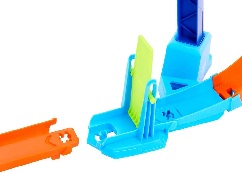 Mattel „Hot Wheels“ čempionato kilpinio šuolio lenktynių trasa
