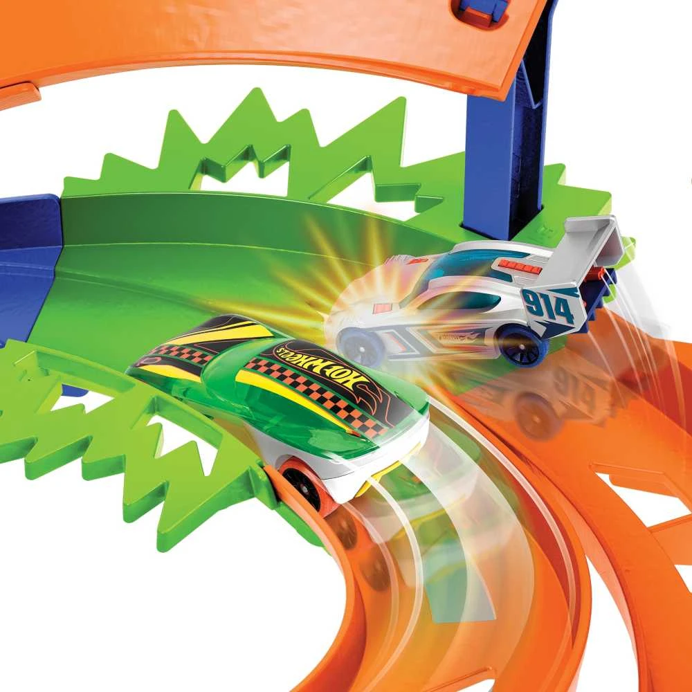 Mattel HW Action Twisted Loop HTK17 /2