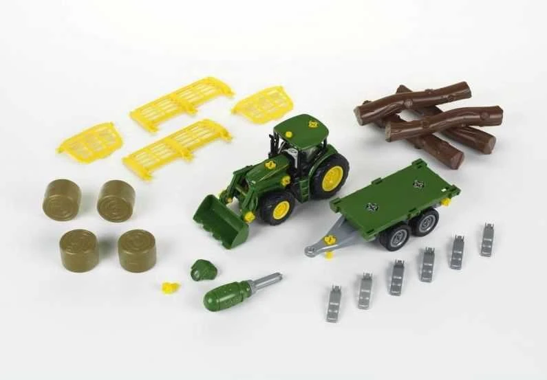 Klein John Deere traktorius su dviem priekabomis