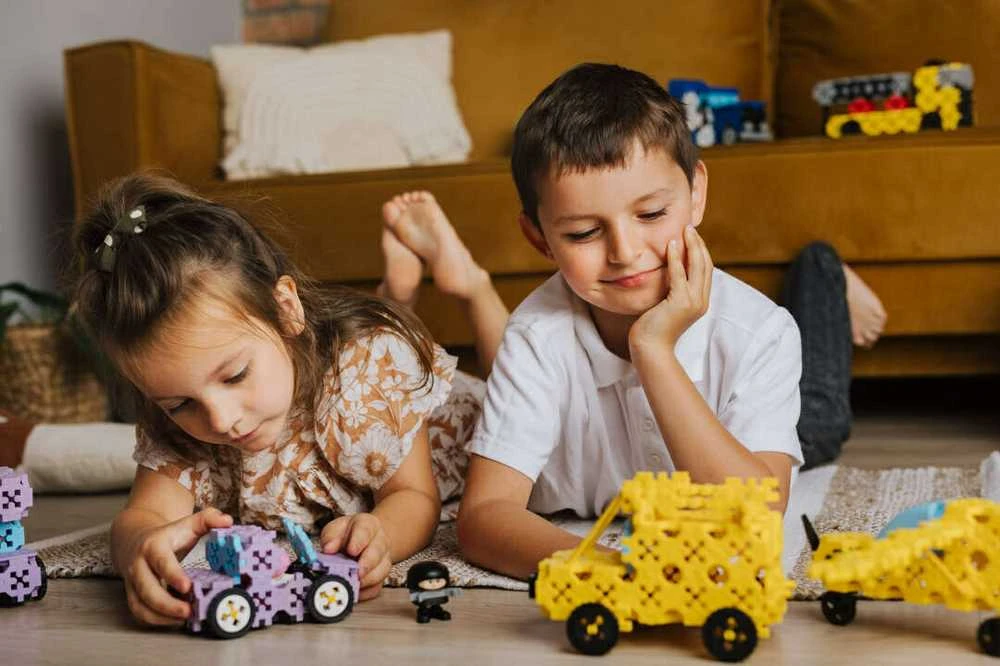 TREFL 61968 Connect 2in1 Blocks - Kemperis / Mielas automobilis