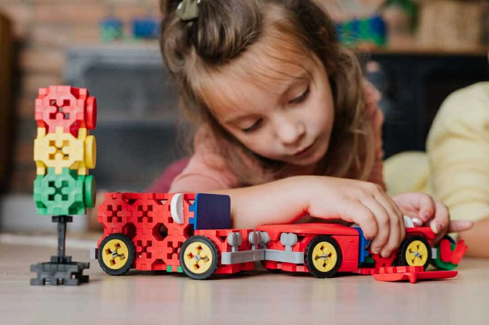 Konstruktorius 2in1 kabrioletas ir krovininis automobilis Trefl