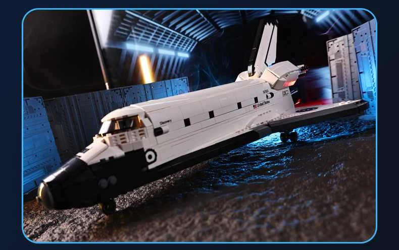 „CaDA Master NASA“ konstruktoriaus kaladėlės, erdvėlaivio „Discovery Space Shuttle“ modelis, 1827 detalės