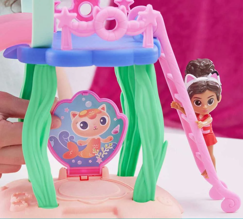 Spin Master Gabby's Dollhouse „Gabi's Cat House Pool Fun“ figūrėlių rinkinys 6067878 WB3