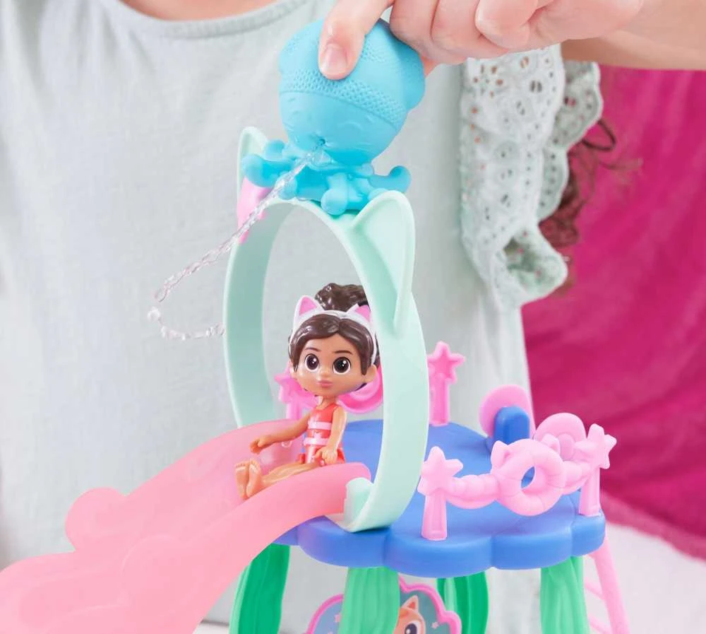 Spin Master Gabby's Dollhouse „Gabi's Cat House Pool Fun“ figūrėlių rinkinys 6067878 WB3