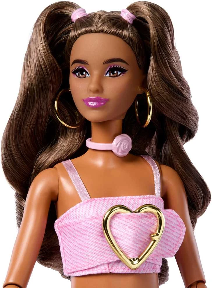 Mattel BARBIE DELUXE FASHIONISTAS lėlė rožiniu kostiumėliu