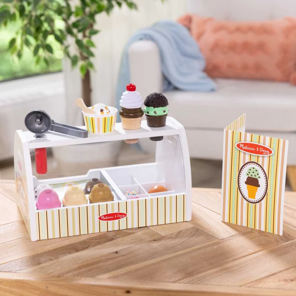 Medinė ledų parduotuvė Rinkinys vaikams Melissa & Doug 3+