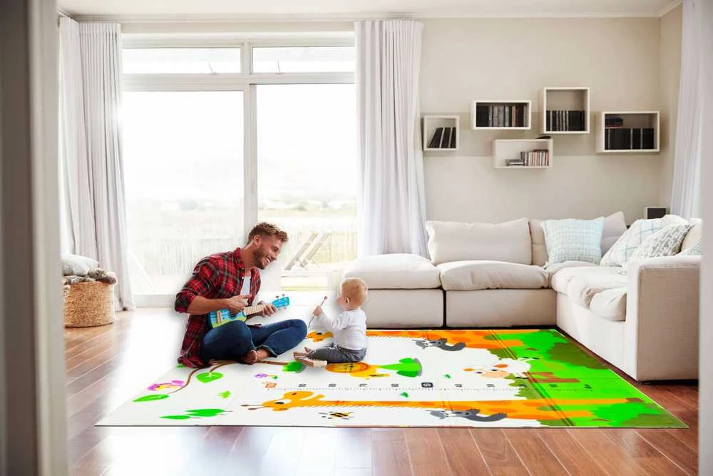 Humbi kilimėlis dvipusis sulankstomas edukacinis XPE putplasčio kilimėlis 120x180x0.8cm Žirafos, matavimo puodelis, meškiukai, lapės, elniai