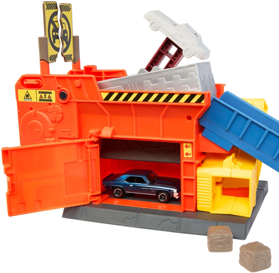 Mattel MATCHBOX MOVIE Smalley’s automobilių traiškymo garažas su trasa (JMG56)