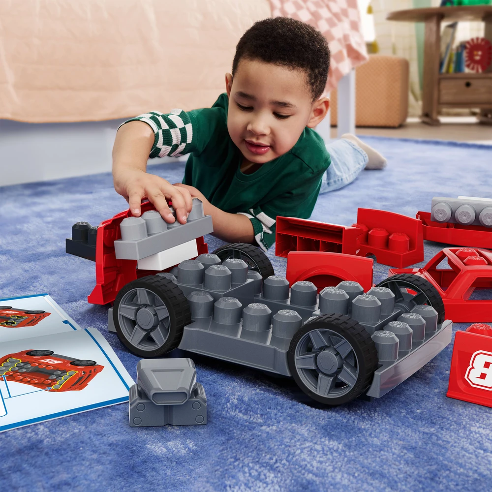 Mattel MEGA BLOKS BUILD AND GO 3 in 1 lenktyninio automobilio konstruktorius (JKG35)