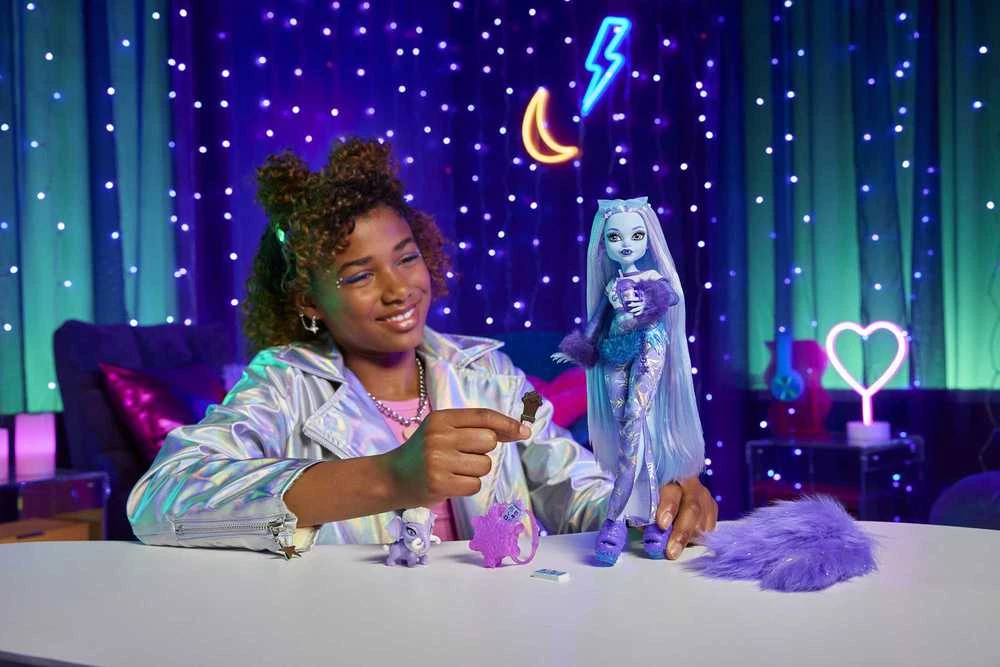 Mattel MONSTER HIGH lėlė – Ebė (HNF64)
