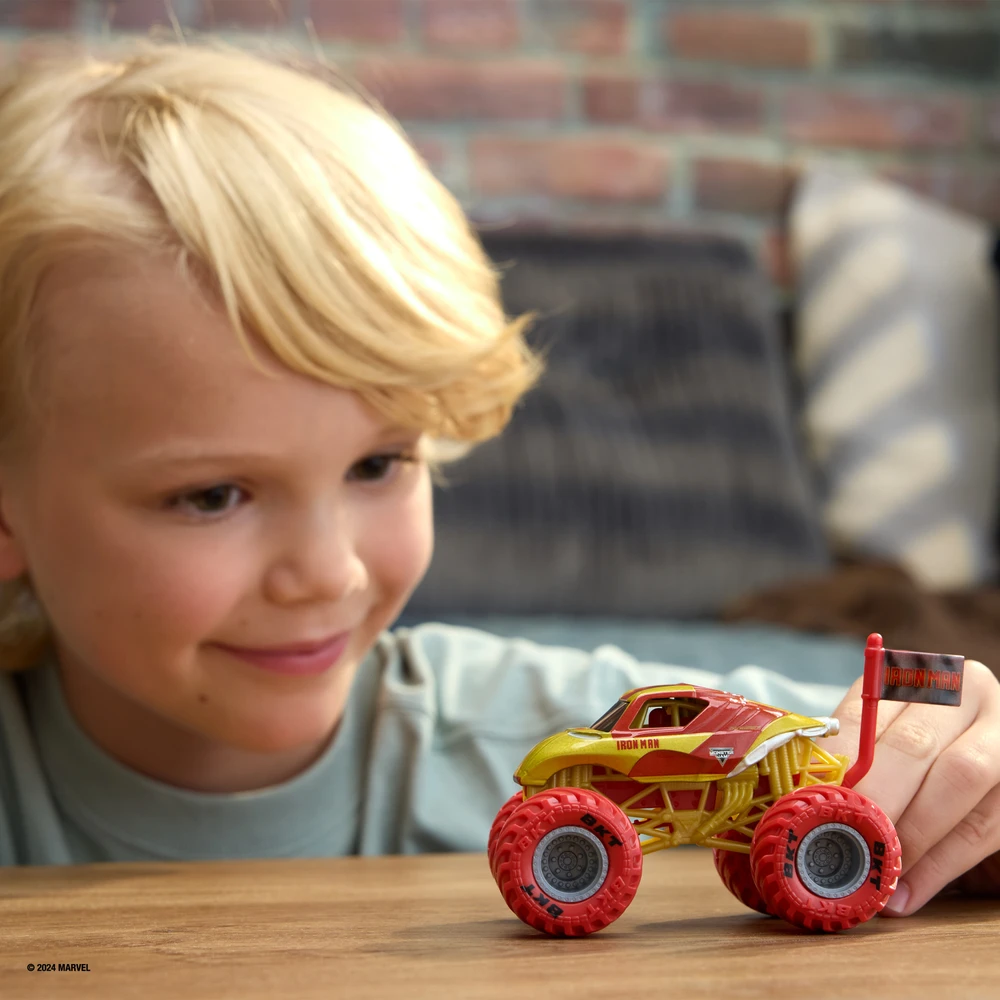 Monster Jam Auto Monster Truck Marvel serijos 2 transporto priemonė Iron Man 1:64