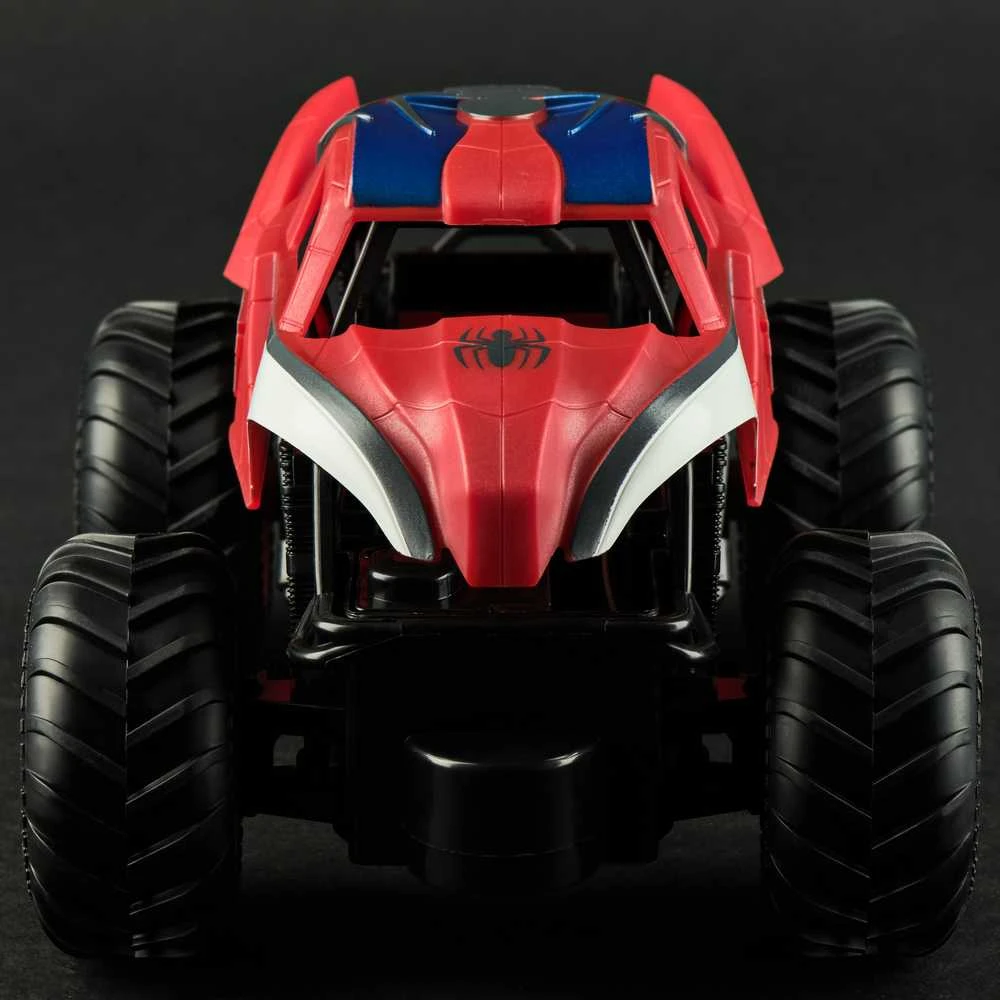 Monster Jam dviejų nuotoliniu būdu valdomų transporto priemonių rinkinys Monster Jam 1:24 „Marvel Super Hero Challenge RC“