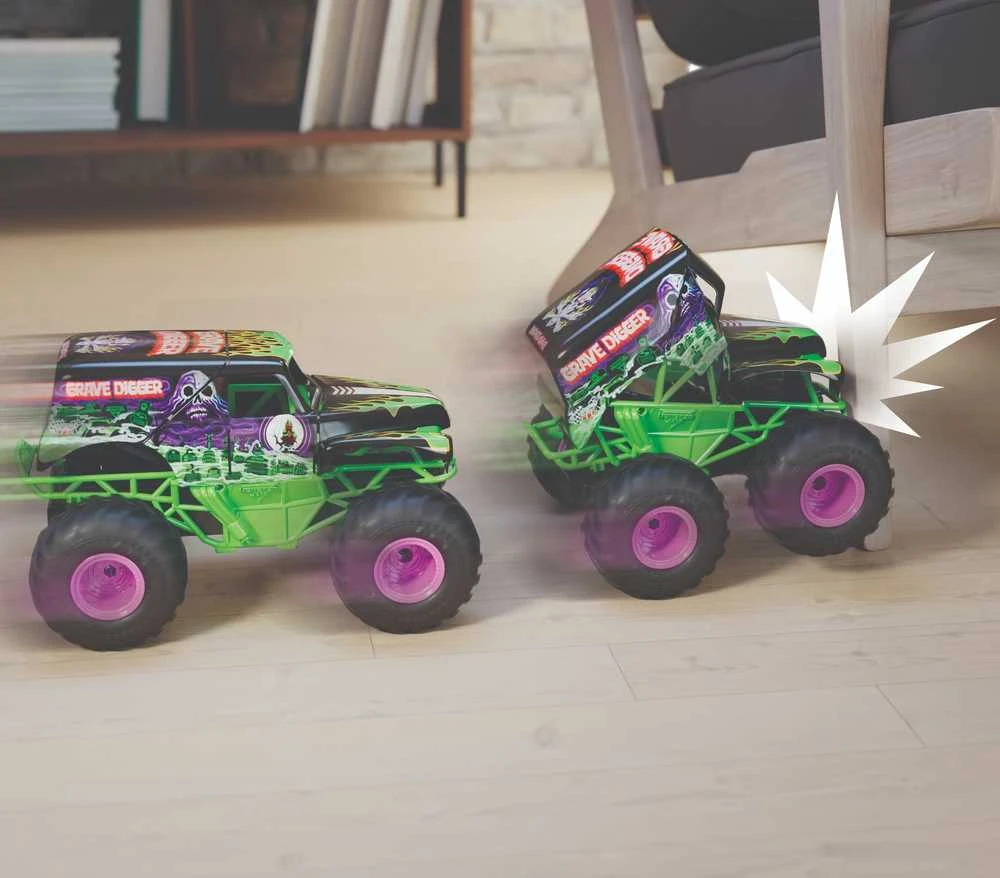 Nuotoliniu būdu valdomas visureigis MONSTER JAM RC Smash & Bash Grave Digger