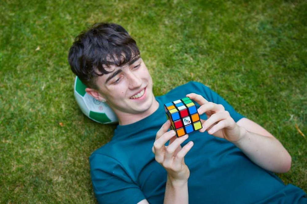 Spin Master Oryginalna Kostka Rubika Rubiks Classic (kostka + breloczek)