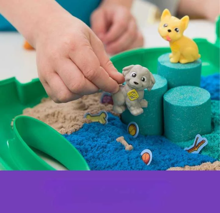 Spin Master KINETIC SAND LAGAMINAS ŠUNŲ PARKO RINKINYS + PRIEDAI