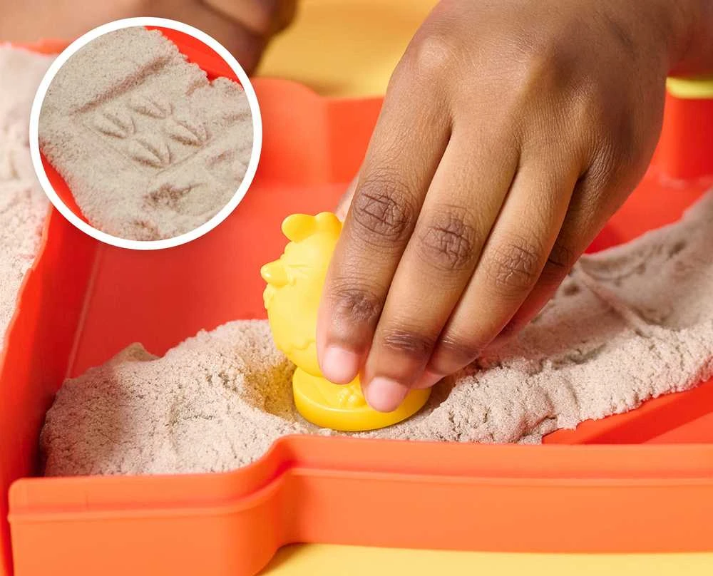 Spin Master KINETINIO SMĖLIO žaidimų rinkinys „Sandy Farm“ rinkinys