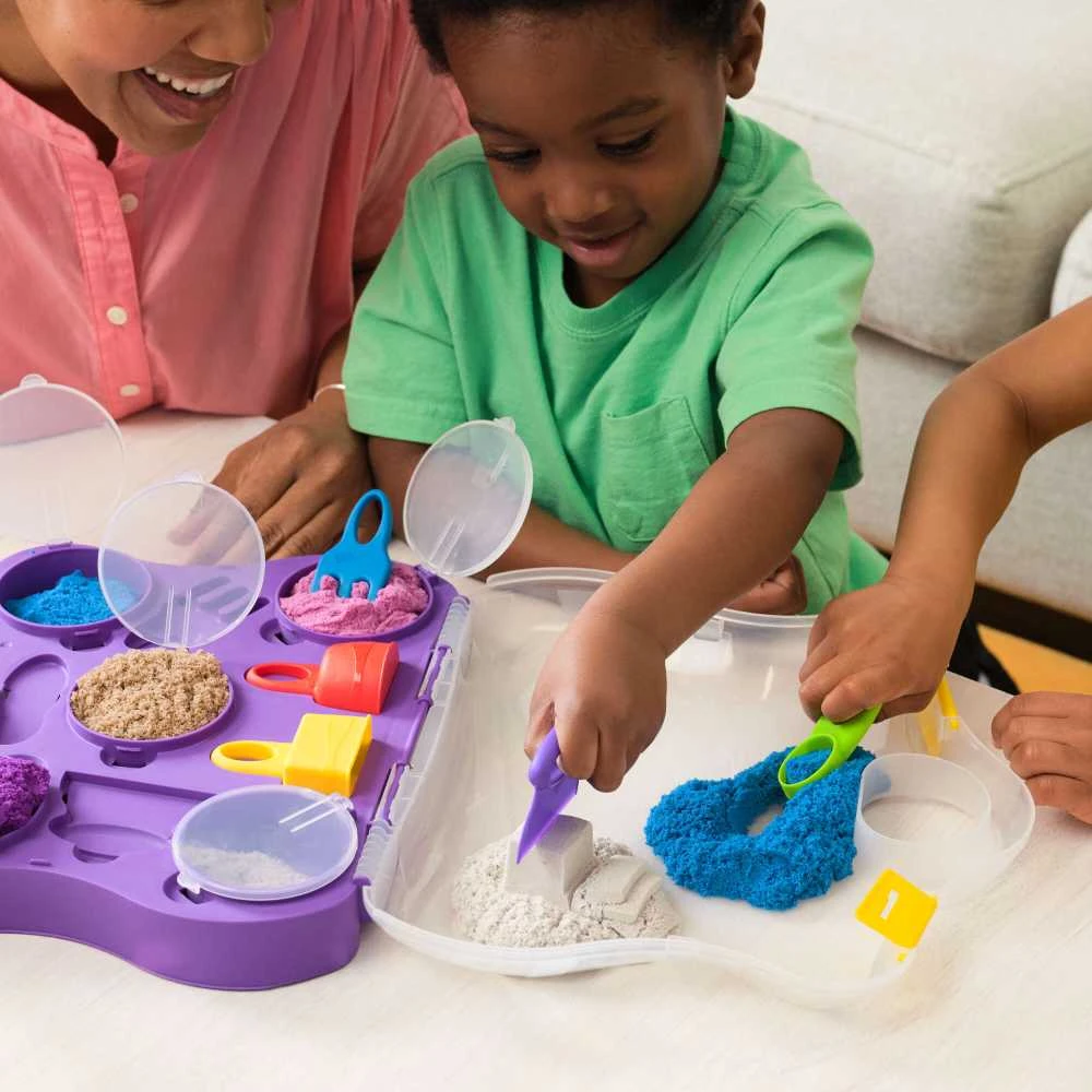 KINETIC SAND Rinkinys „Pilis“