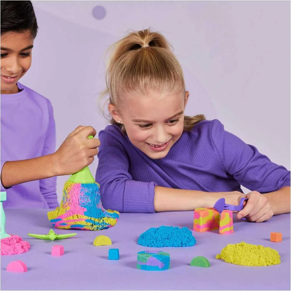 Spin Master KINETIC SAND Kinetinio smėlio rinkinys „Formuok ir kurk“