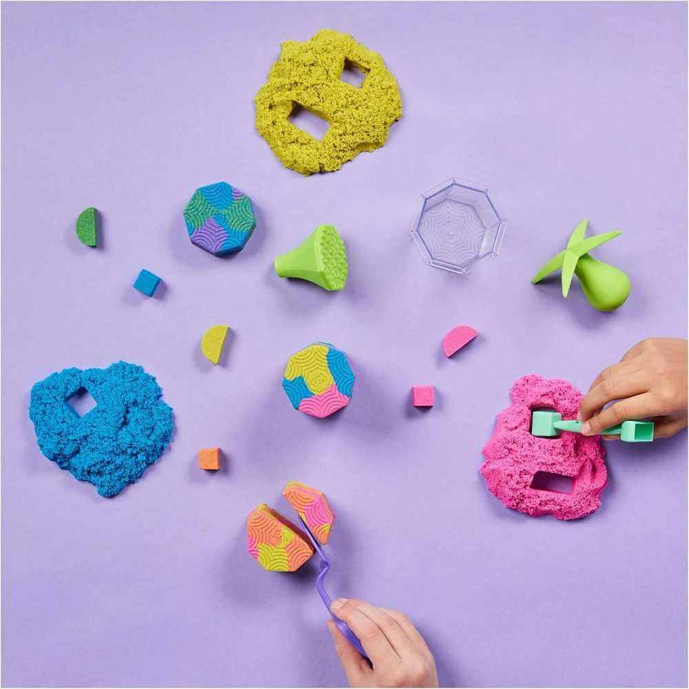 Spin Master KINETIC SAND Kinetinio smėlio rinkinys „Formuok ir kurk“