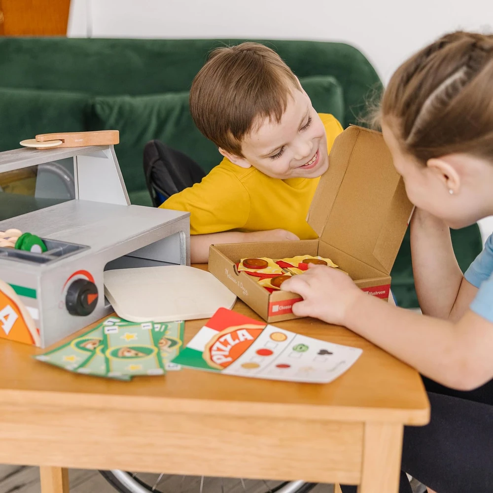 Spin Master MELISSA & DOUG žaidimų rinkinys „Top & Bake“ picos stalviršis