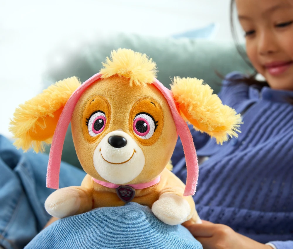 Spin Master Paw Patrol pliušinis žaislas ginklui ir antkakliui 20 cm - Skye