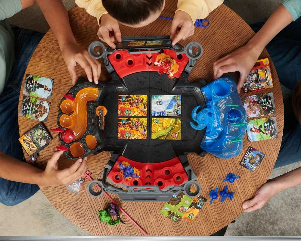 Spin Master Rinkinys Bakugan Starter Pack Strateginio žaidimo startinis rinkinys 3 figūrėlių Special Attack Nillious