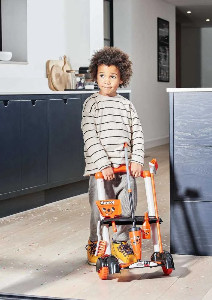 Rinkinys valymo vežimėlio šluota šluota Casdon Henry Little Helper