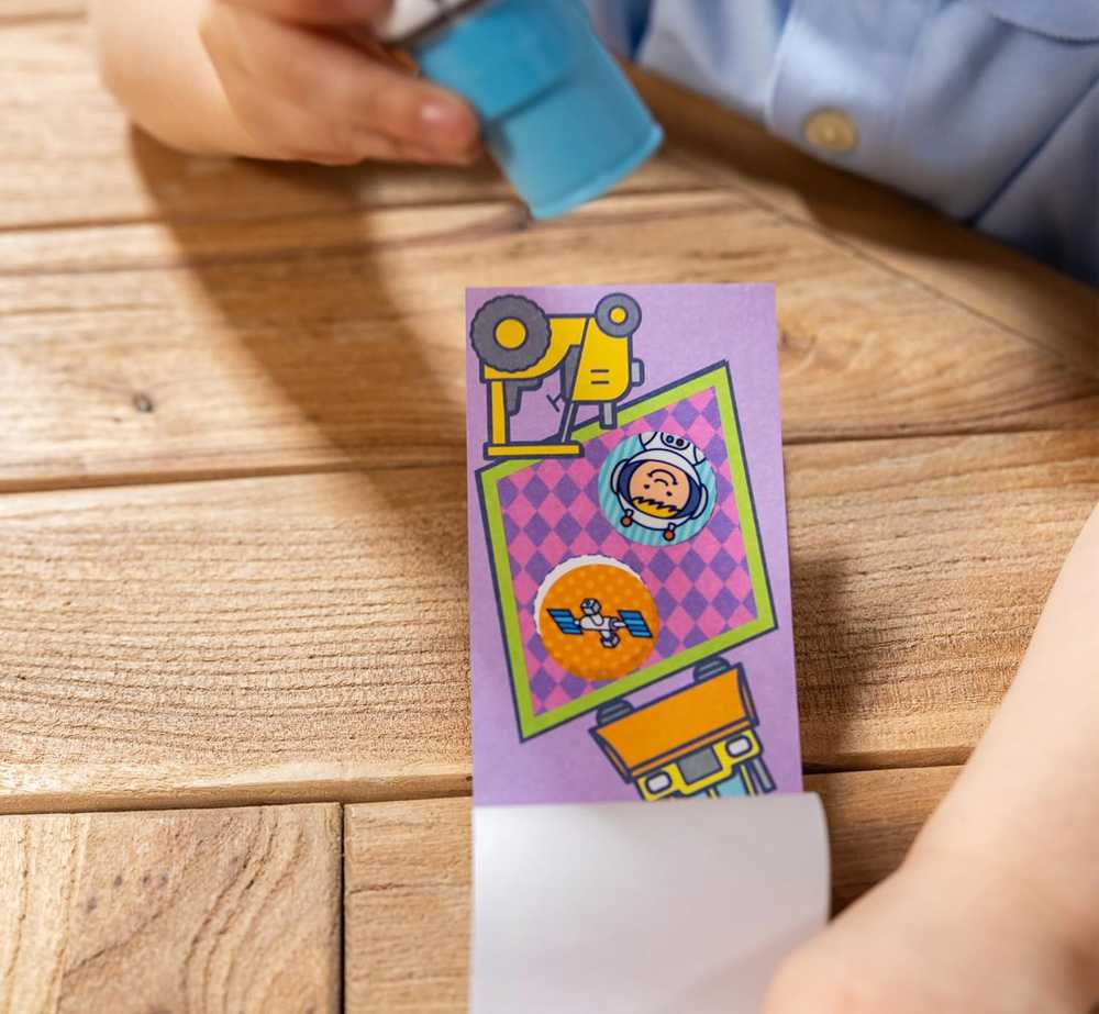 Nezatříděno Rinkinys Lipdukų papildymas „Wow Surprise“ 200 lipdukų Melissa & Doug