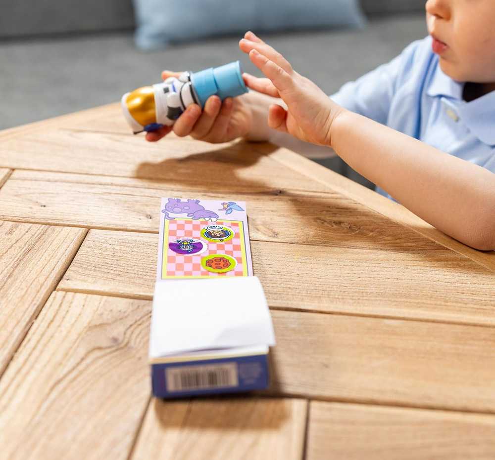 Nezatříděno Rinkinys Lipdukų papildymas „Wow Surprise“ 200 lipdukų Melissa & Doug