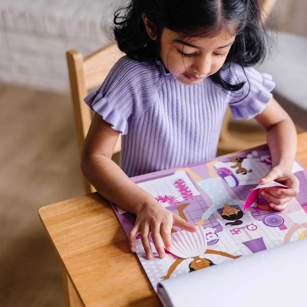 MELISSA & DOUG Daugkartinio naudojimo lipdukų knygelė „Aprenk mane“