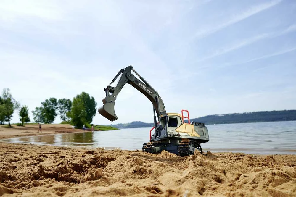 „Dickie Construction Volvo RC“ kasybos ekskavatorius nuotoliniu būdu kontroliuojamas 60 cm