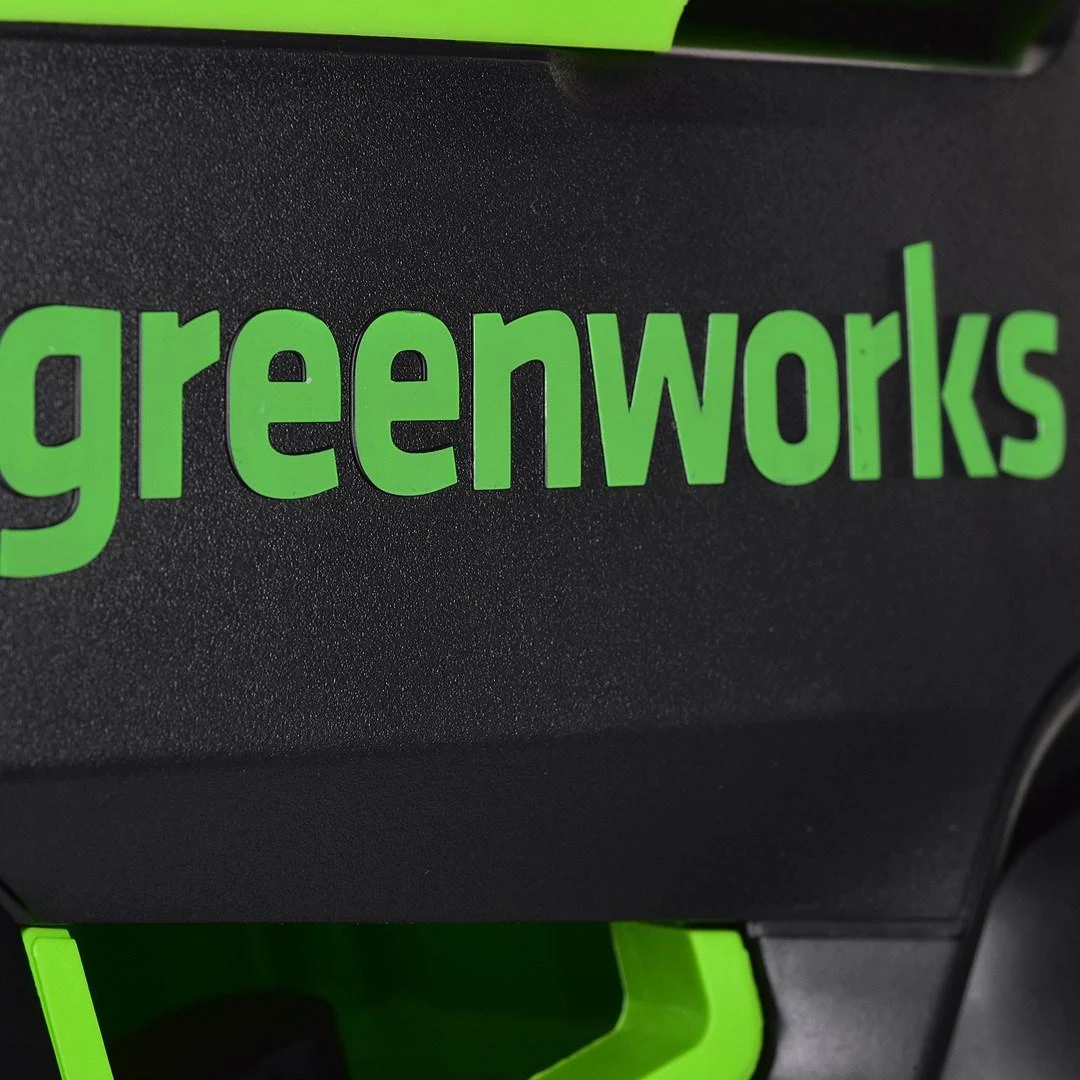 Gyvatvorių žirklės Greenworks GD60HT66; 60 V; 66 cm ilgio (be akumuliatoriaus ir pakrovėjo)