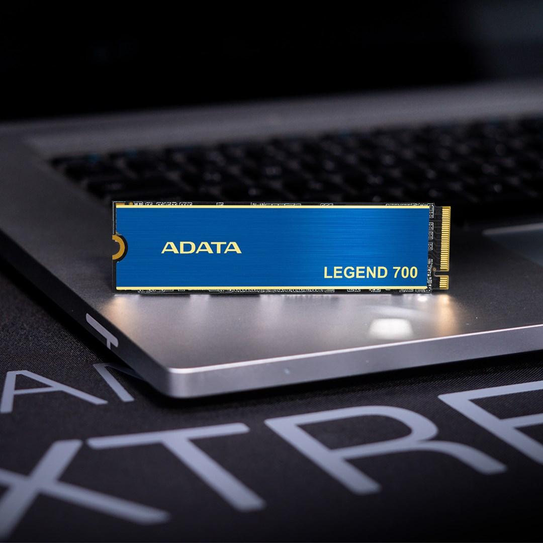 ADATA | LEGEND 700 | 512 GB | SSD form factor M.2 2280 | Solid-state drive sąsaja PCIe Gen3x4 | Skaitymo greitis 2000 MB/s | Rašymo greitis 1600 MB/s