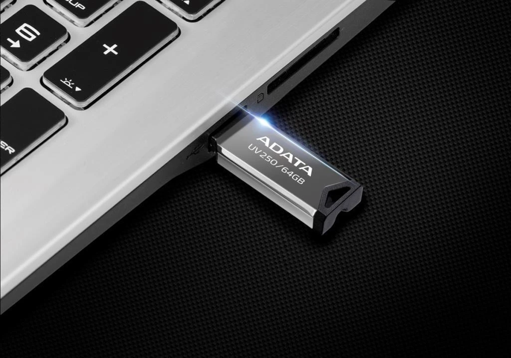 USB laikmena ADATA UV250 32GB USB 2.0