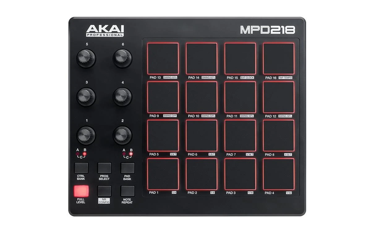 Akai MPD218 garsų maišiklis Juoda