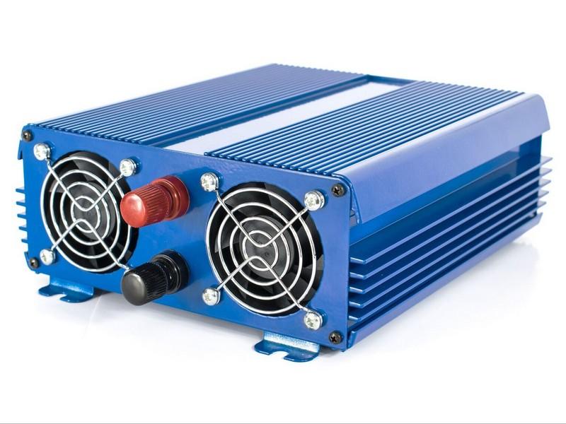 AZO DIGITAL įtampos konverteris 12 VDC / 230 VAC ECO MODE SINUS IPS-1000S 1000W