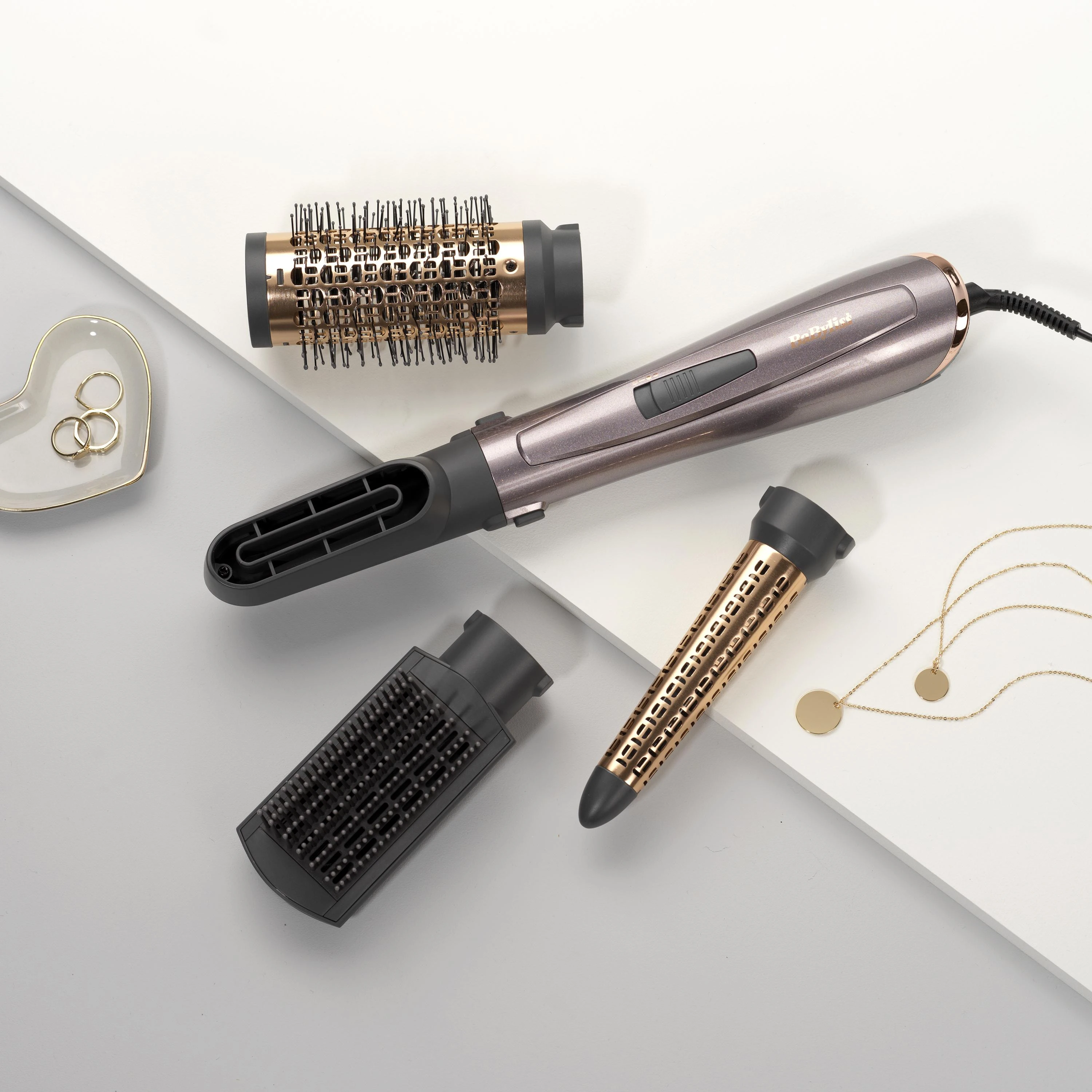 Plaukų džiovintuvas BABYLISS AS136E