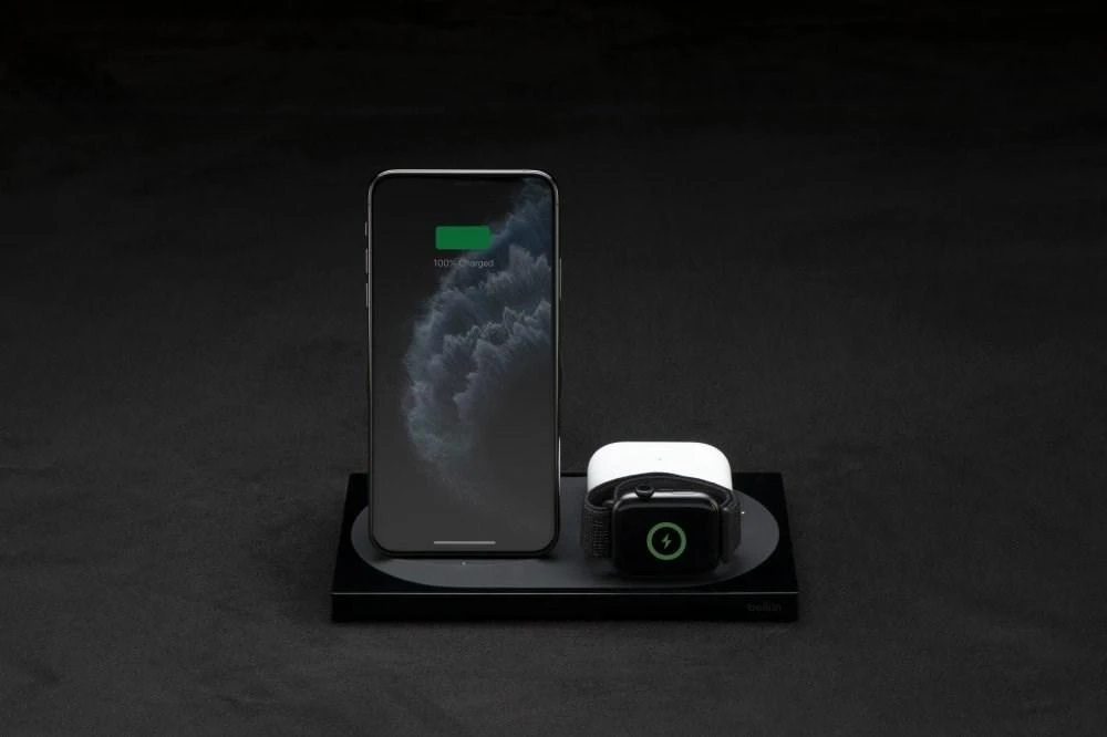 Belkinas | „Trys viename“ belaidis įkroviklis „Apple“ įrenginiams | PAdidinkite įkrovimą