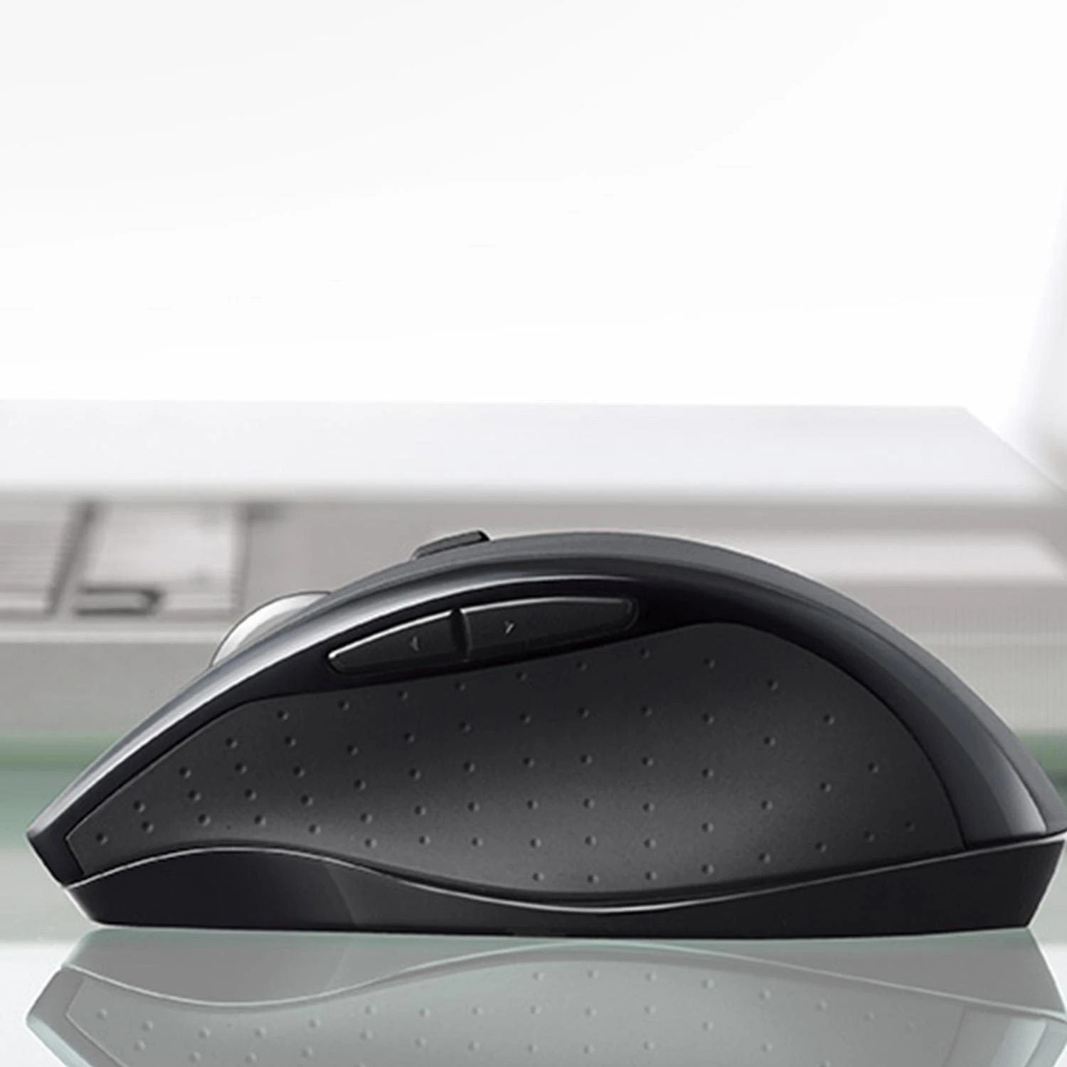 Belaidė pelė Logitech M705